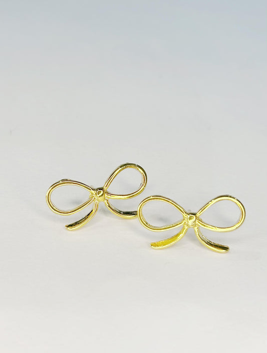 Brinco Laço Folheado a Ouro 18k — Elegância e Charme em Cada Detalhe